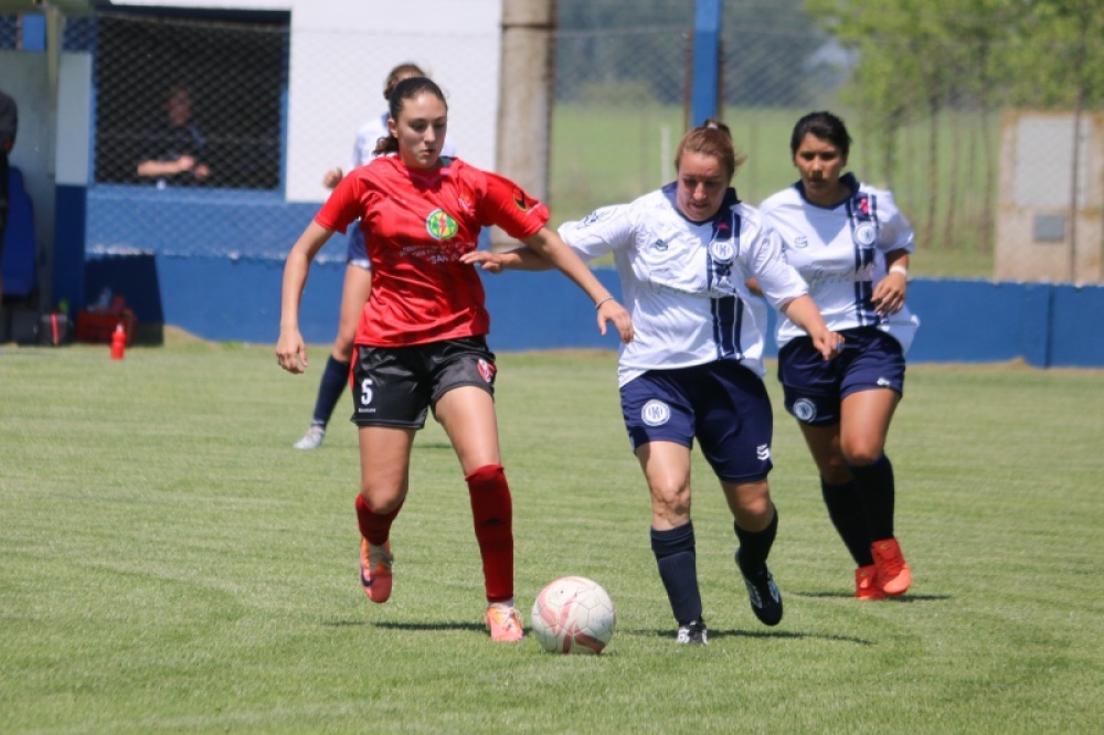 LRF/Primera femenino: Independiente de San José: clásico, punta en soledad y clasificación