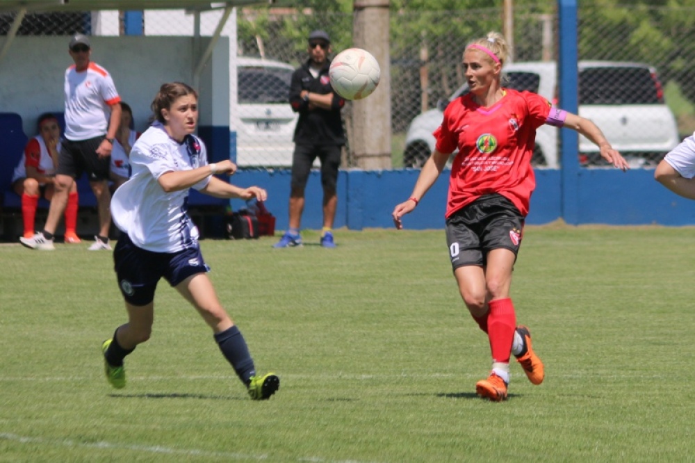 LRF/Primera femenino: Independiente de San José: clásico, punta en soledad y clasificación