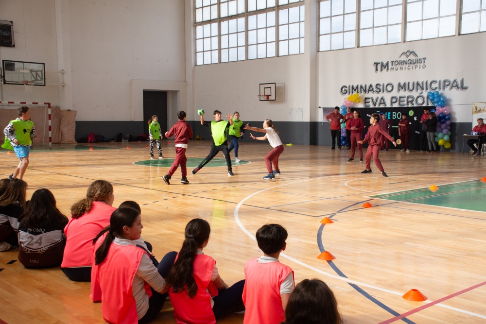 La intendenta interina participó del cierre de la Etapa Distrital de los JEBO 2024