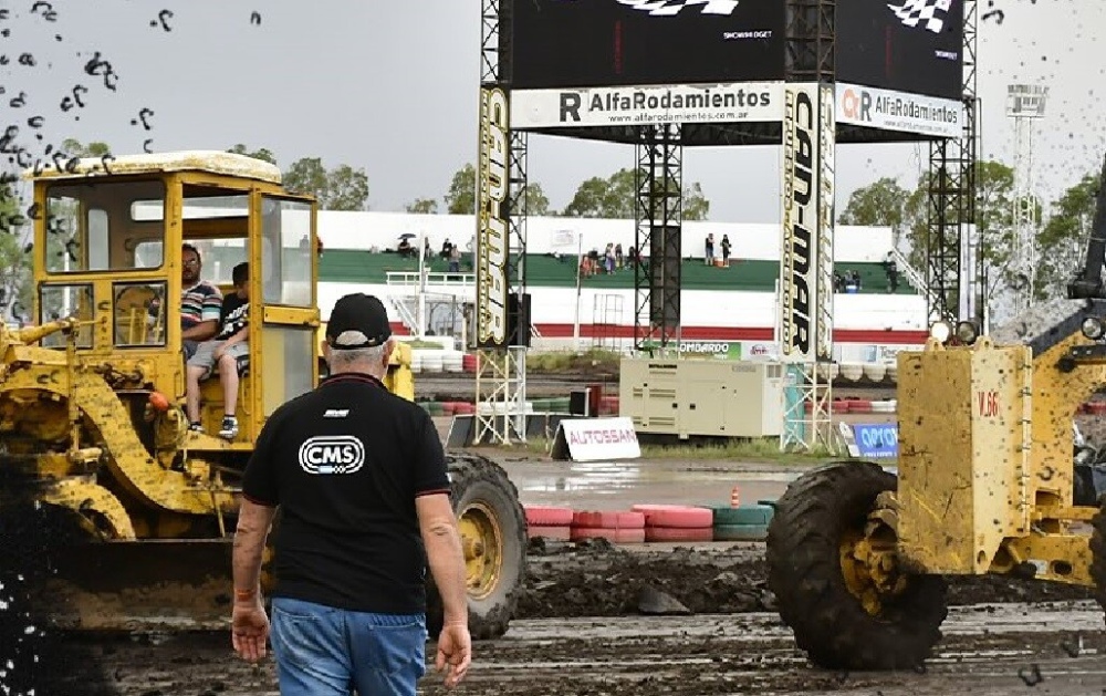 Midgets: postergan por lluvia la última del Invernal