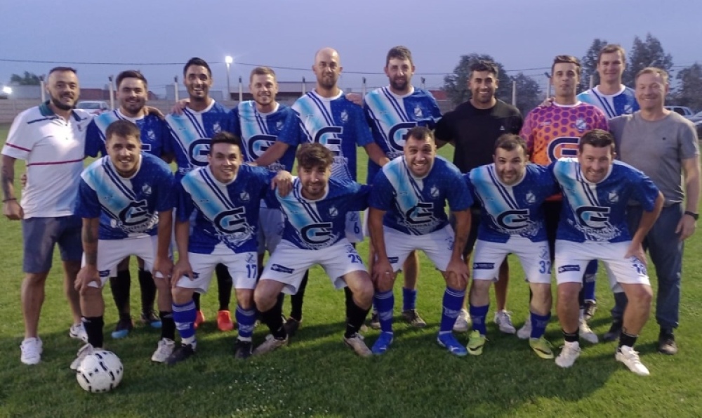 Preveteranos de fútbol: San Martín y Automoto son los finalistas