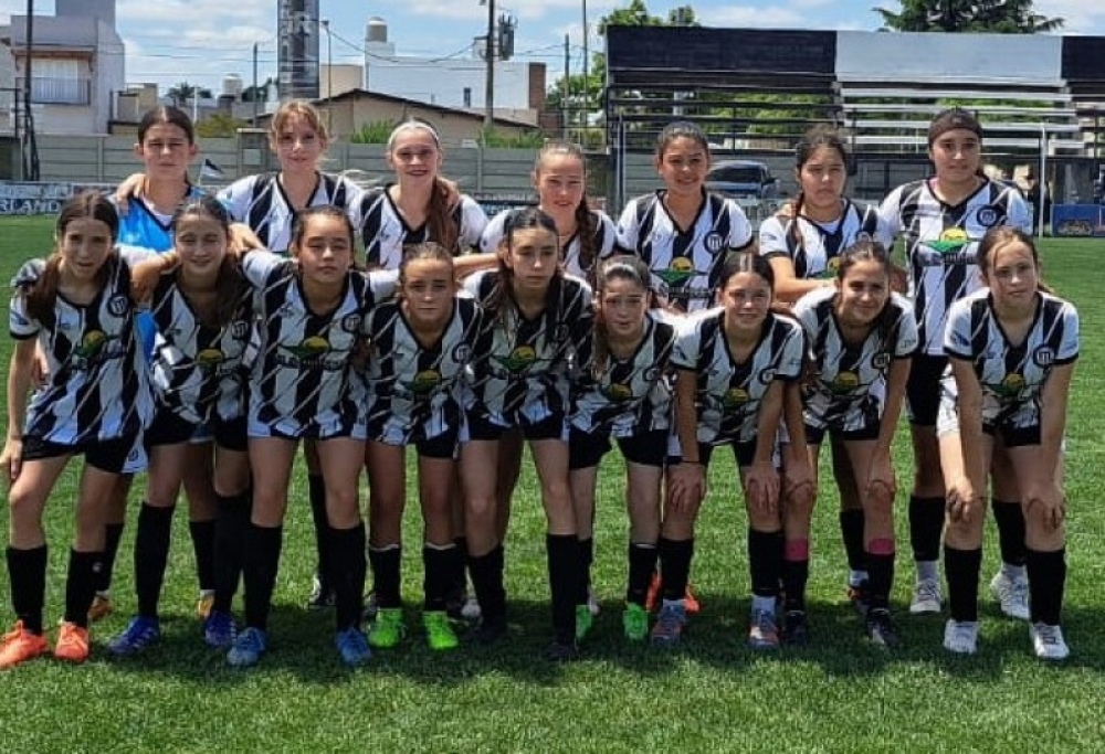 LRF/Sub 15 femenino: San Martín de Carhué obtuvo el Clausura y definirá el título con Blanco y Negro