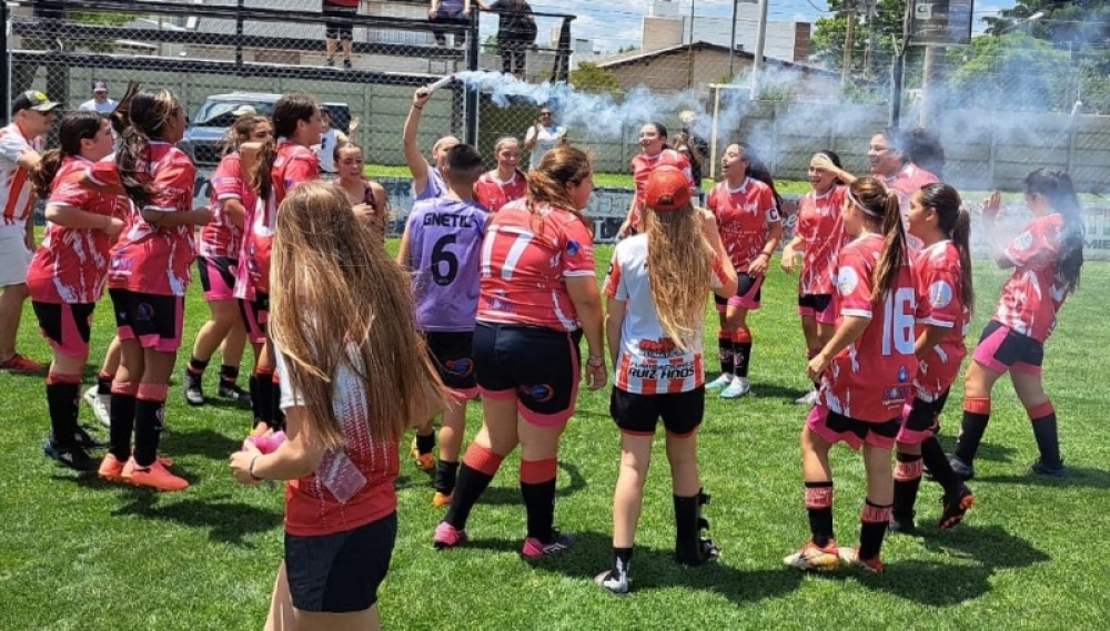 LRF/Sub 15 femenino: San Martín de Carhué obtuvo el Clausura y definirá el título con Blanco y Negro