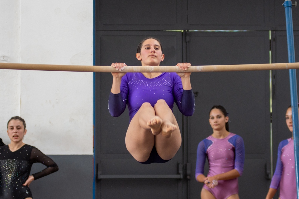 Una medalla de oro y una de plata para Tornquist en el Provincial de Gimnasia Artística