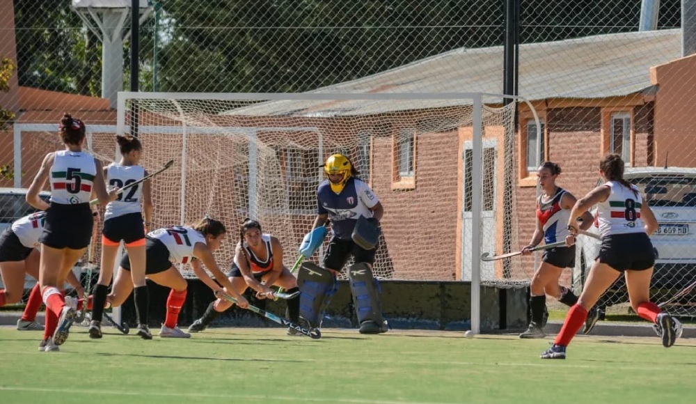 Las chicas de Atlético Ventana jugaron una nueva fecha del certamen de la FHSB