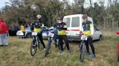 Integrantes de la Agrupación Ciclistas de Saldungaray participaron del rural bike del Ciclys Club de Coronel Pringles