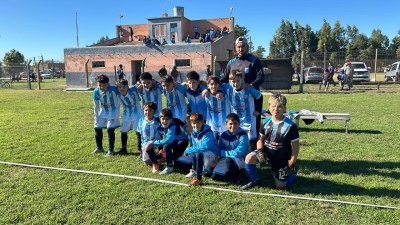 Fútbol: Las inferiores de Porteño lograron cuatro victorias en su visita a Unión Santamarina