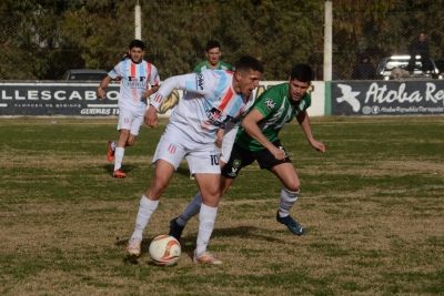 Liga Regional: Triunfo de Unión y empate de Automoto en la previa a un nuevo clásico de Tornquist (186 fotos)