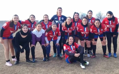 Futbol femenino: Atlético Ventana disputo su primer partido amistoso