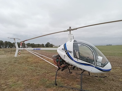 El serrano Miguel Ángel Pérez estuvo presente en el aero asado del Aero Club Coronel Suárez