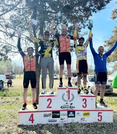 Ariel y Elbio Rodríguez participaron del Gran Premio Giro Vivo en Río Colorado