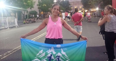 Ana Lia Roth, representante de Running Sierra, participó en la prestigiosa Carrera de Reyes en Bahía Blanca