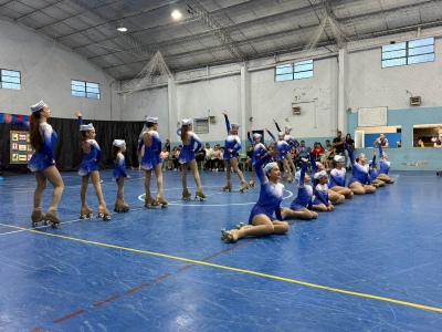 La escuela de patín del Club General San Martin de Chasico festejo su octavo aniversario con el show anual