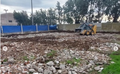 Siguen las tareas en la futura cancha tres de Automoto Tenis