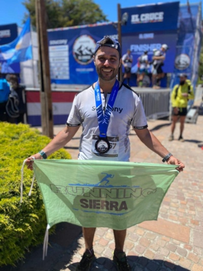 Matías Fernández, integrante del equipo Running Sierra, completó con éxito El Cruce Saucony