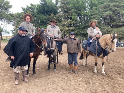 “Los del Hueco” clasificaron a la final de Aparte Campero que se realizara en Palermo