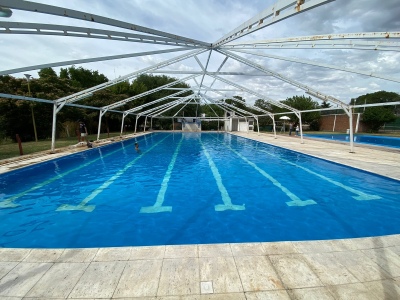 Tornquist Municipio reanuda las obras en la piscina climatizada de Sierra de la Ventana