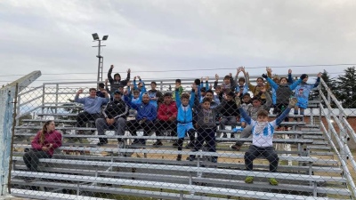 Porteño de Saldungaray estrena su tribuna en el estadio Vicente Constantino